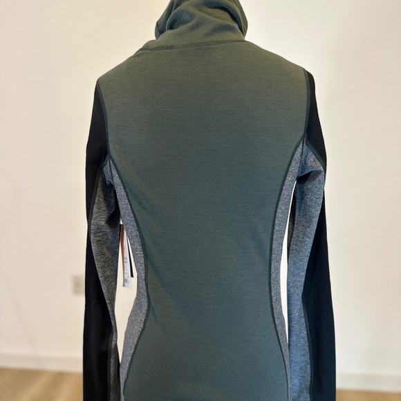 NWT Kerrits Stable Temp Merino Wool Top Size XS - Picture 2 of 11